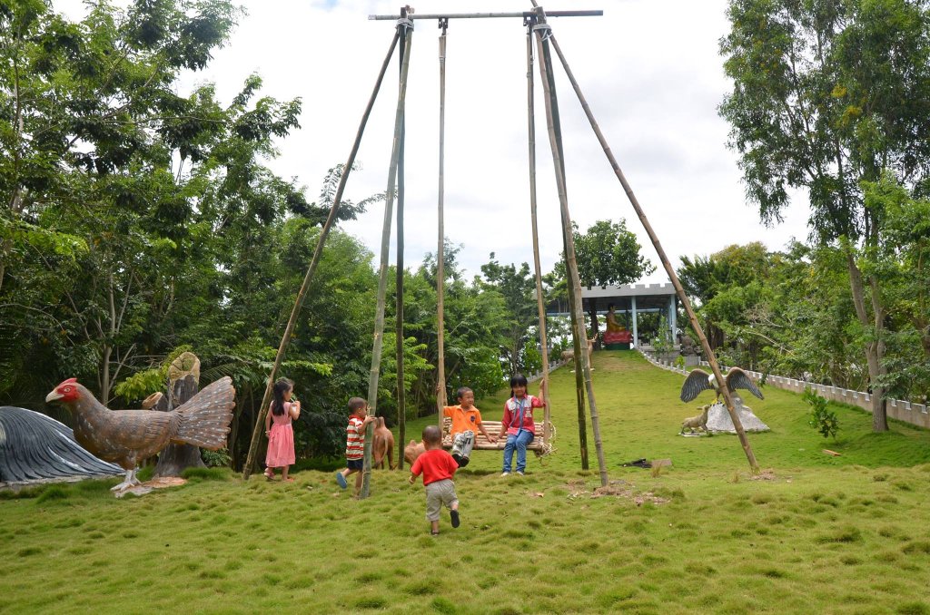 Khu du lịch vui chơi giải trí Vạn Hương Mai là nơi các trẻ em yêu thích
